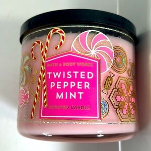Bath & Body Works NWT 3 Wick Twisted PepperMint Scented Soy Blend Wax Candle